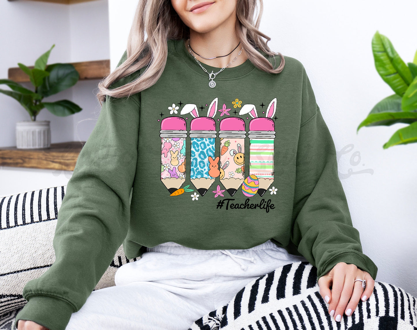 Teacher Easter Shirt, Easter Sweatshirt Women, Easter Crewneck, Bunny Sweatshirt, Jesus Sweatshirt, Teacher Easter Shirt 210