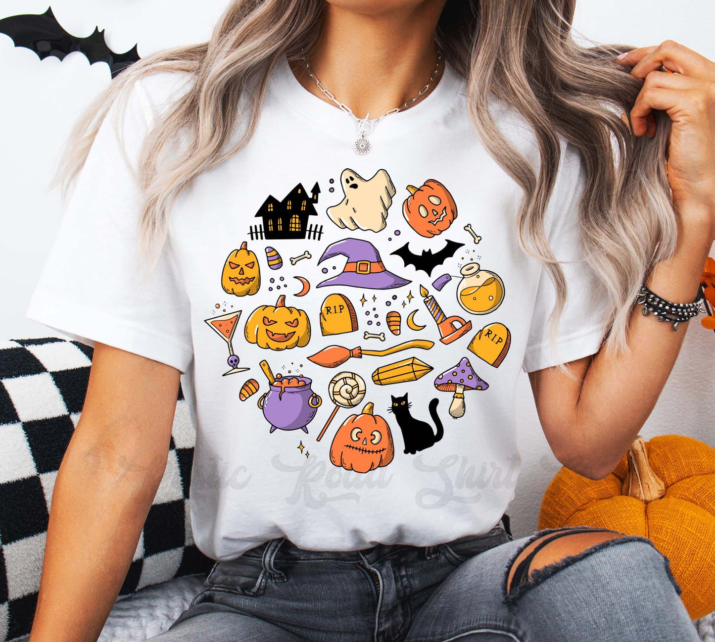 Retro Halloween Shirt, Women's Halloween Shirt, Funny Halloween T-shirt, Groovy Halloween Shirt