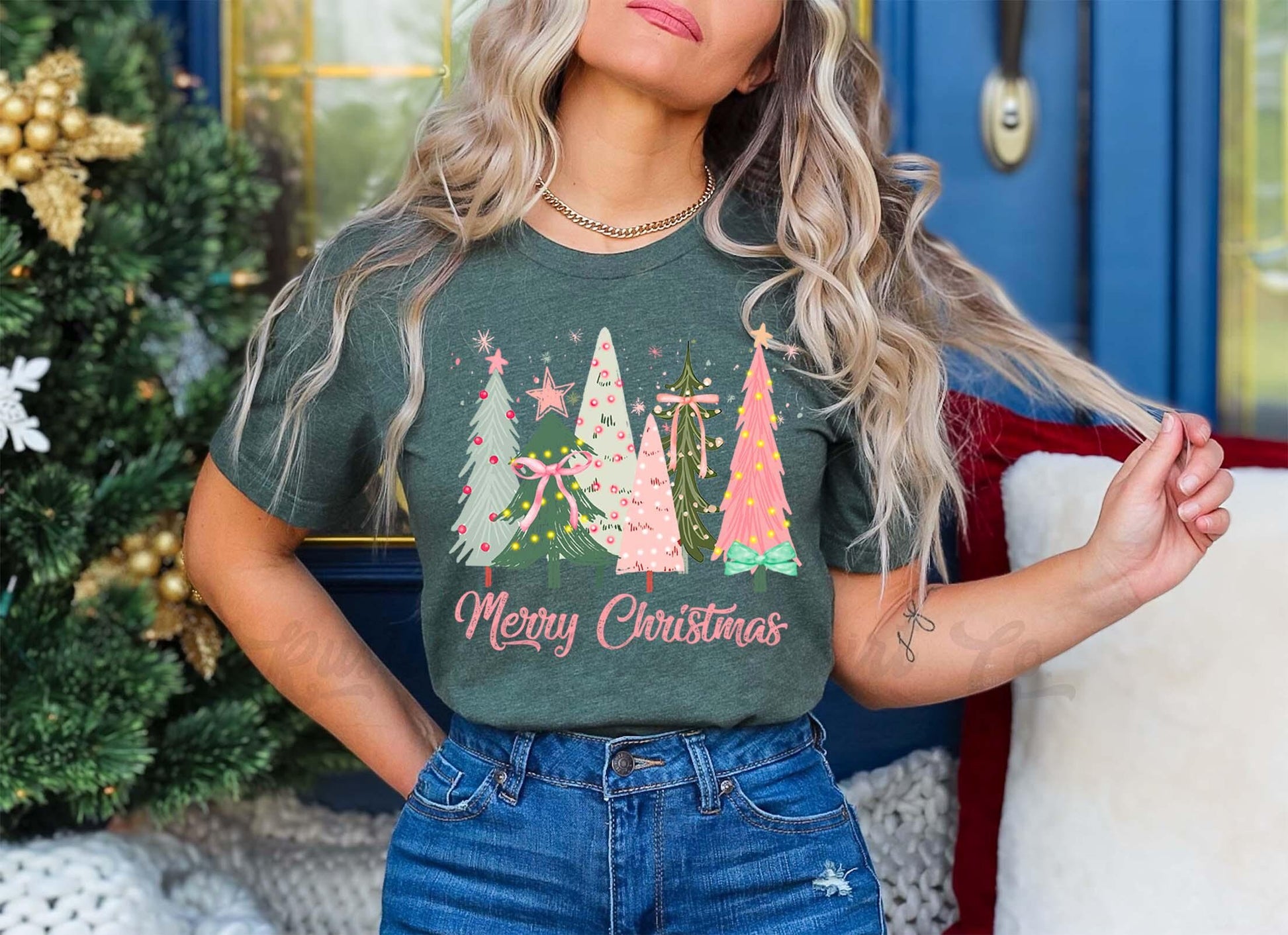 Merry Christmas Shirt, Coquette Christmas Shirt, Christmas Tee, Holiday Shirt, Women's Christmas,