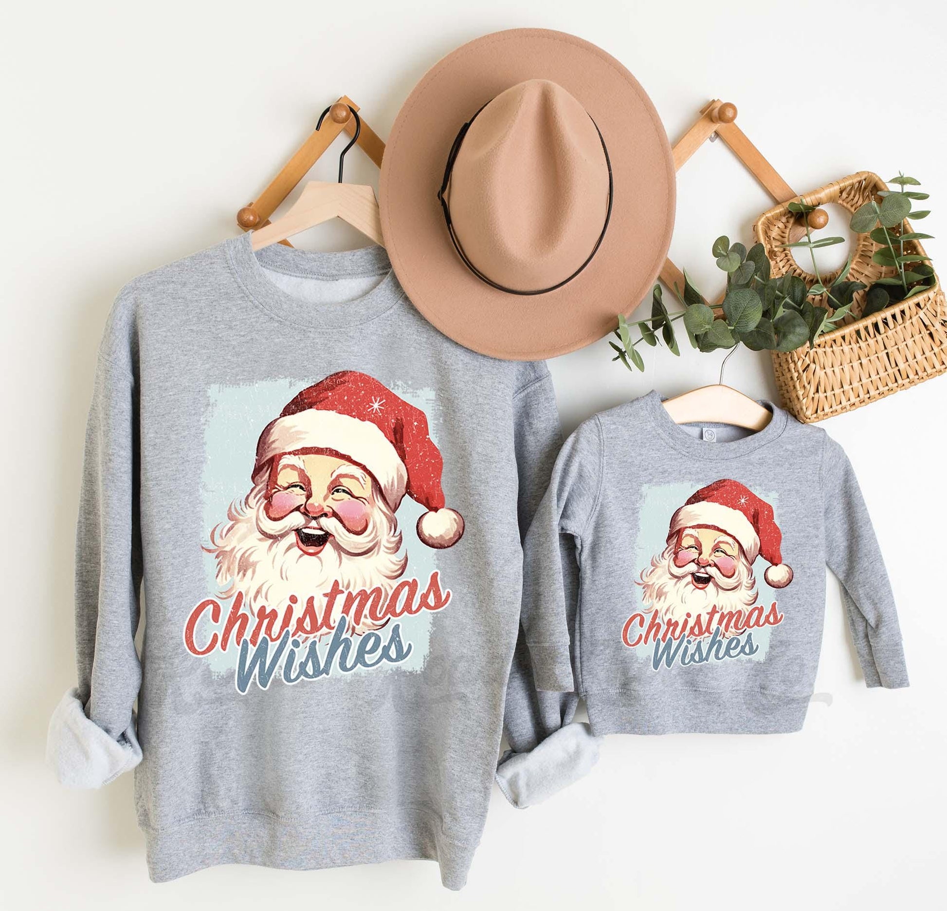 Retro Santa Sweatshirt, Vintage Christmas Sweatshirt, Holiday Sweater, Family Christmas Sweatshirt