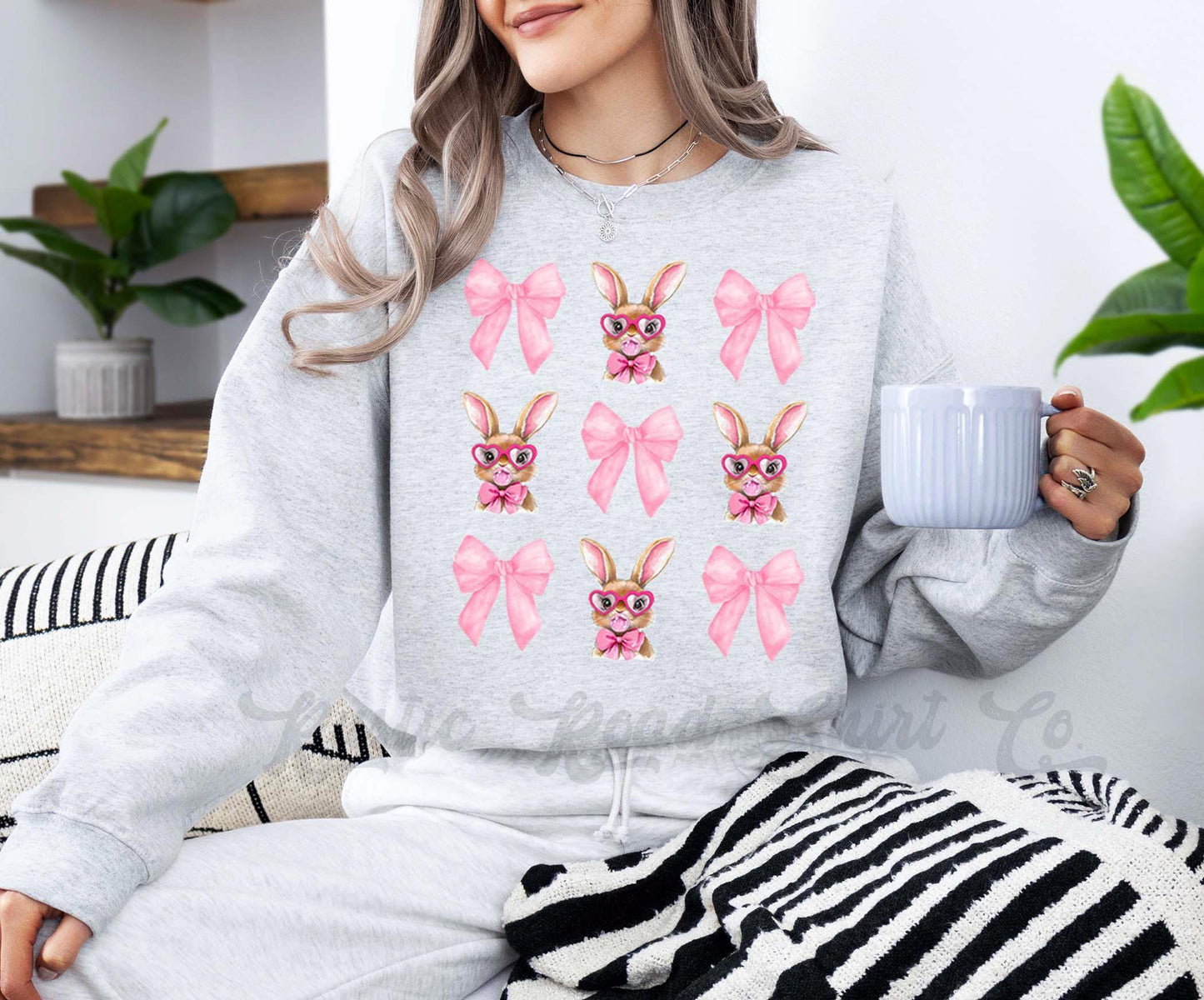 Easter Sweatshirt, Coquette Sweatshirt, Women’s Easter Sweater, Easter Teacher Sweatshirt, 170