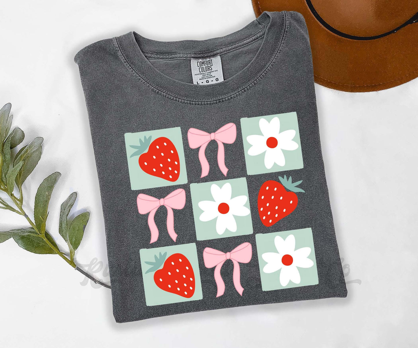 Strawberry Shirt, Comfort Colors® Shirt, Strawberry T Shirt, Summer Coquette Shirt, Oversized Shirt, Plus Sized Strawberry Shirt