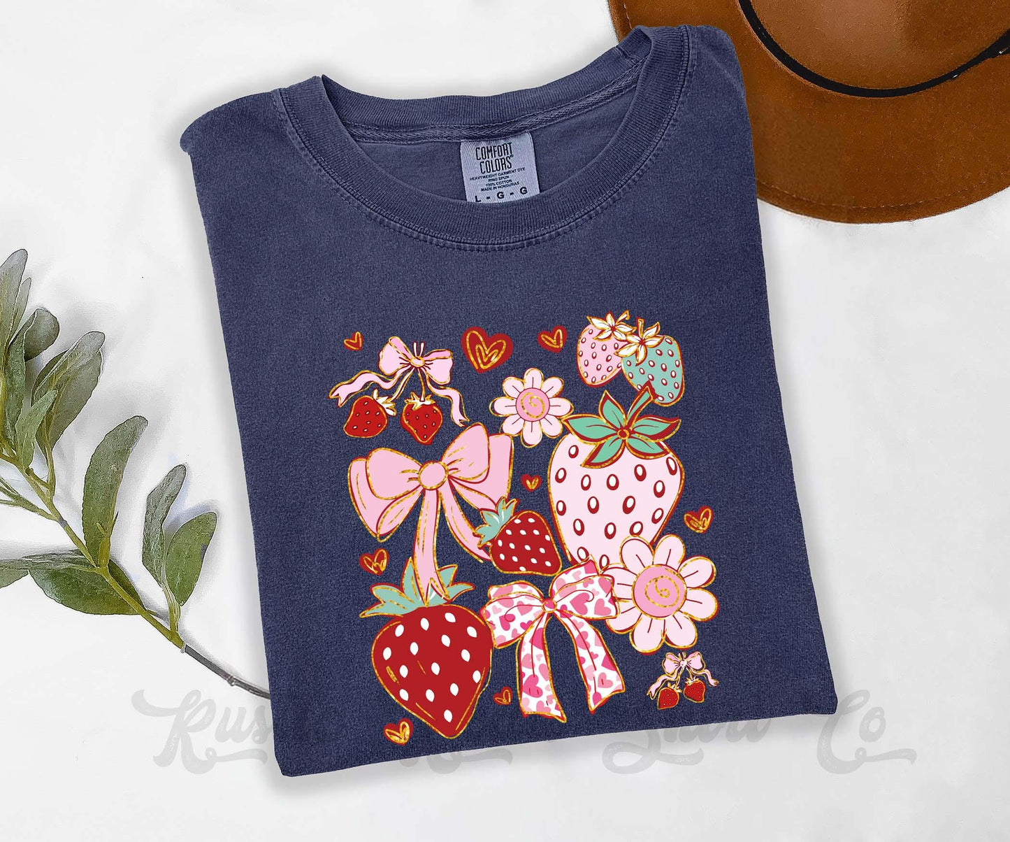 Strawberry Shirt, Comfort Colors® Shirt, Fruit Shirt, Summer Shirt, Oversized Shirt, Plus Sized Shirt