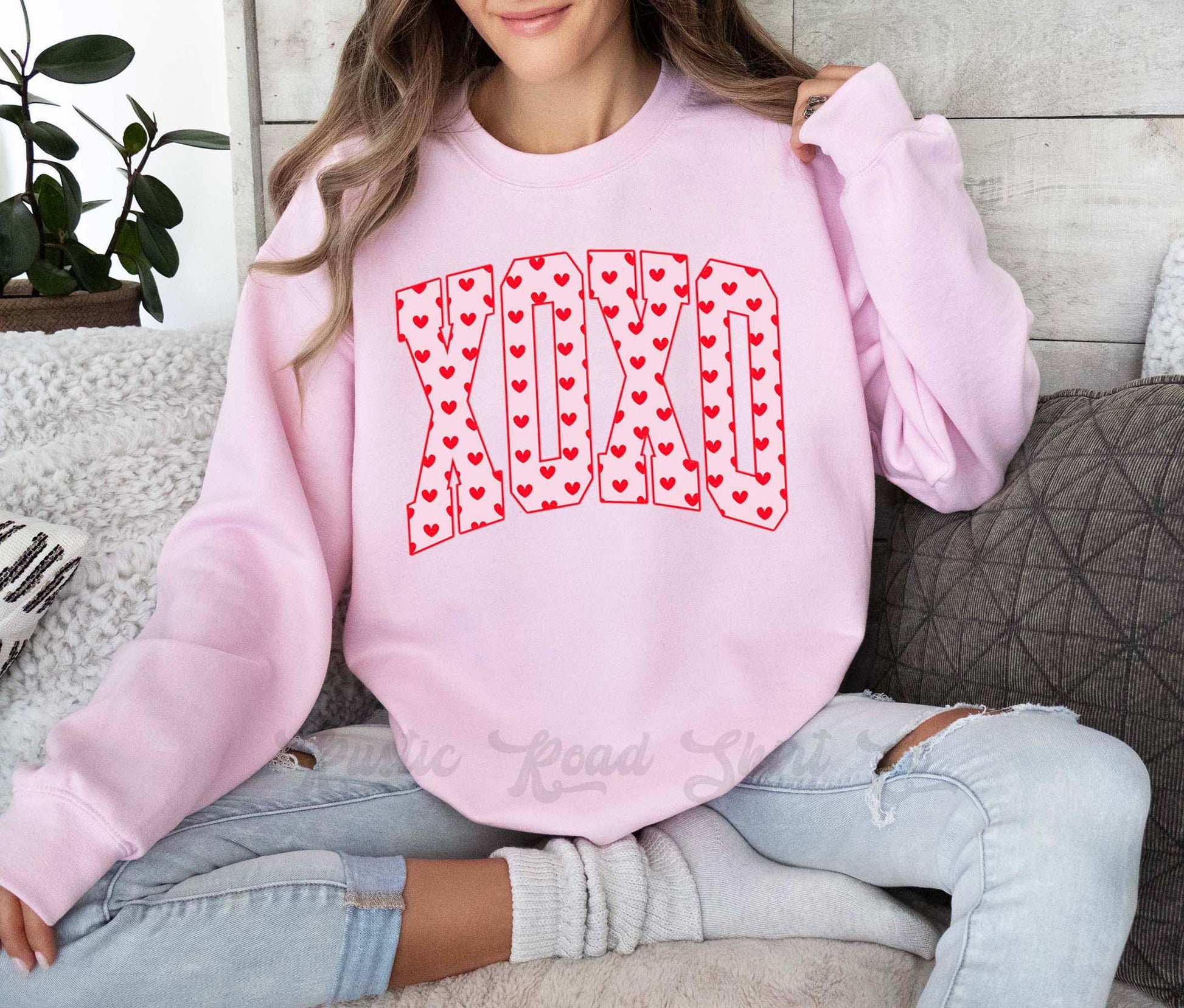 Xoxo Valentines Sweatshirt, Womens Valentines Sweatshirt, Valentines Crewneck, Teacher Valentines Gift