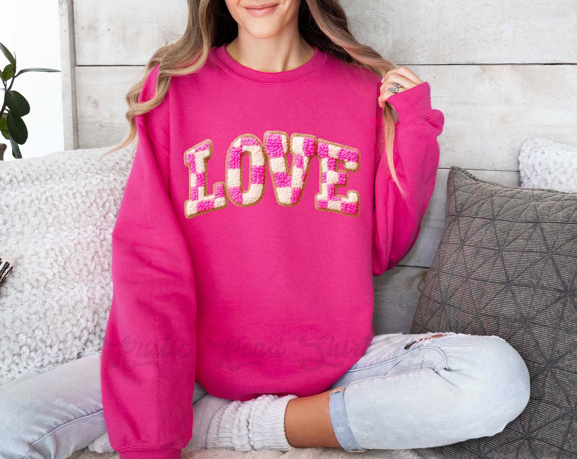 Love Valentines Sweatshirt, Faux Yarn Valentines Sweatshirt, Valentines Crewneck, Teacher Valentines Gift