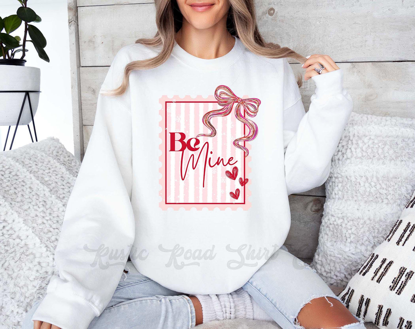 Be Mine Valentines Sweatshirt, Women's Valentines Sweatshirt, Valentines Crewneck, Teacher Valentines Gift
