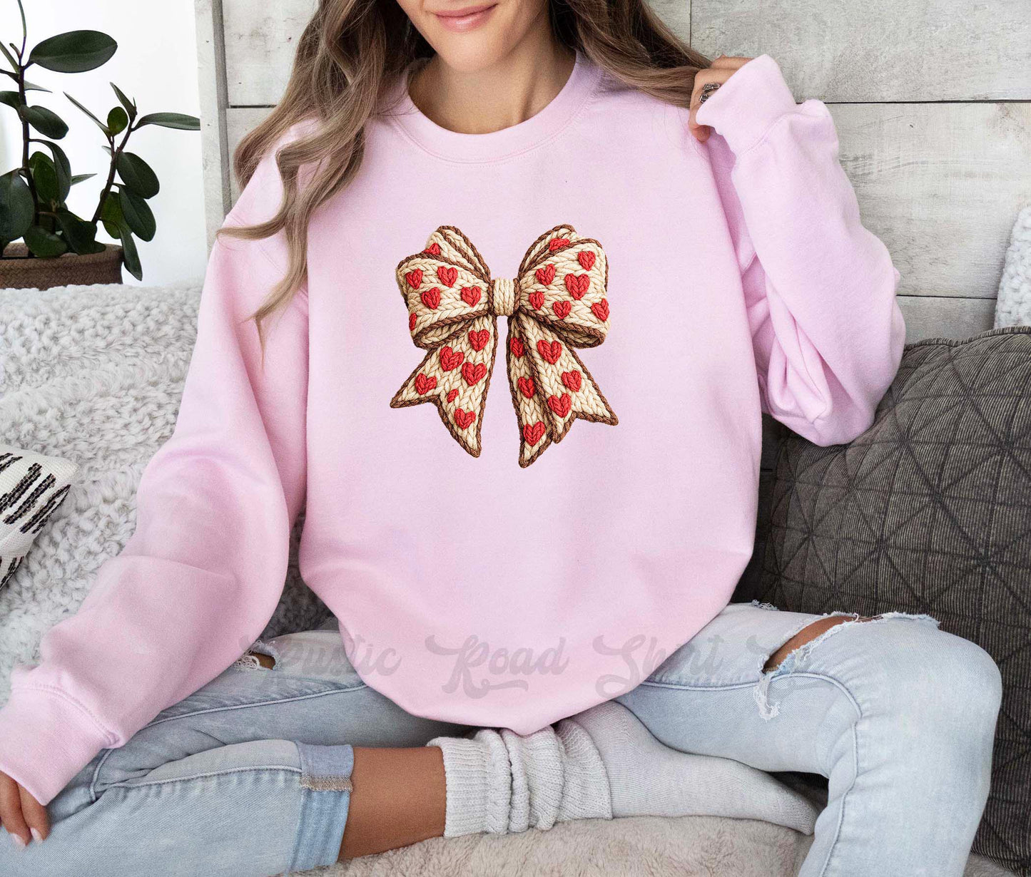 Bow Valentines Sweatshirt, Women's Valentines Sweatshirt, Valentines Crewneck, Teacher Valentines Gift