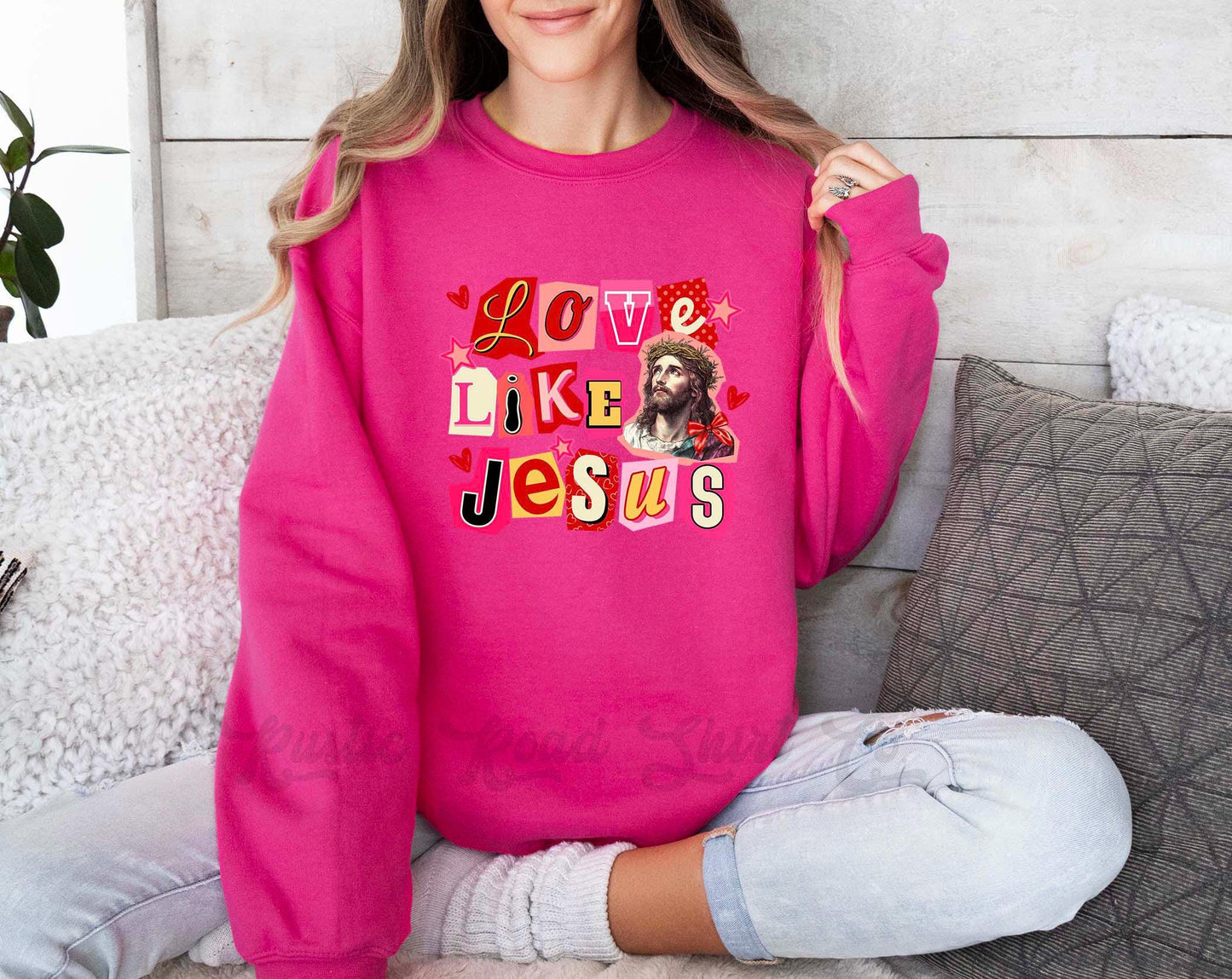 Love Like Jesus Valentines Sweatshirt, Womens Valentines Sweatshirt, Valentines Crewneck, Retro Valentines Gift